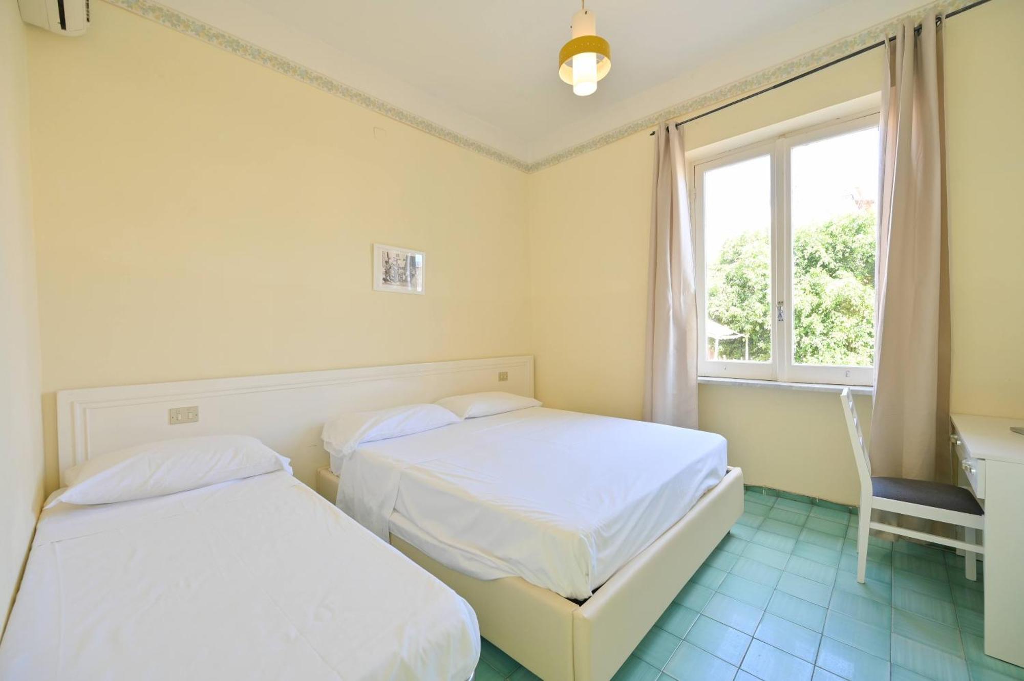 Villa Diana - Beach & Rooms Іскія Екстер'єр фото