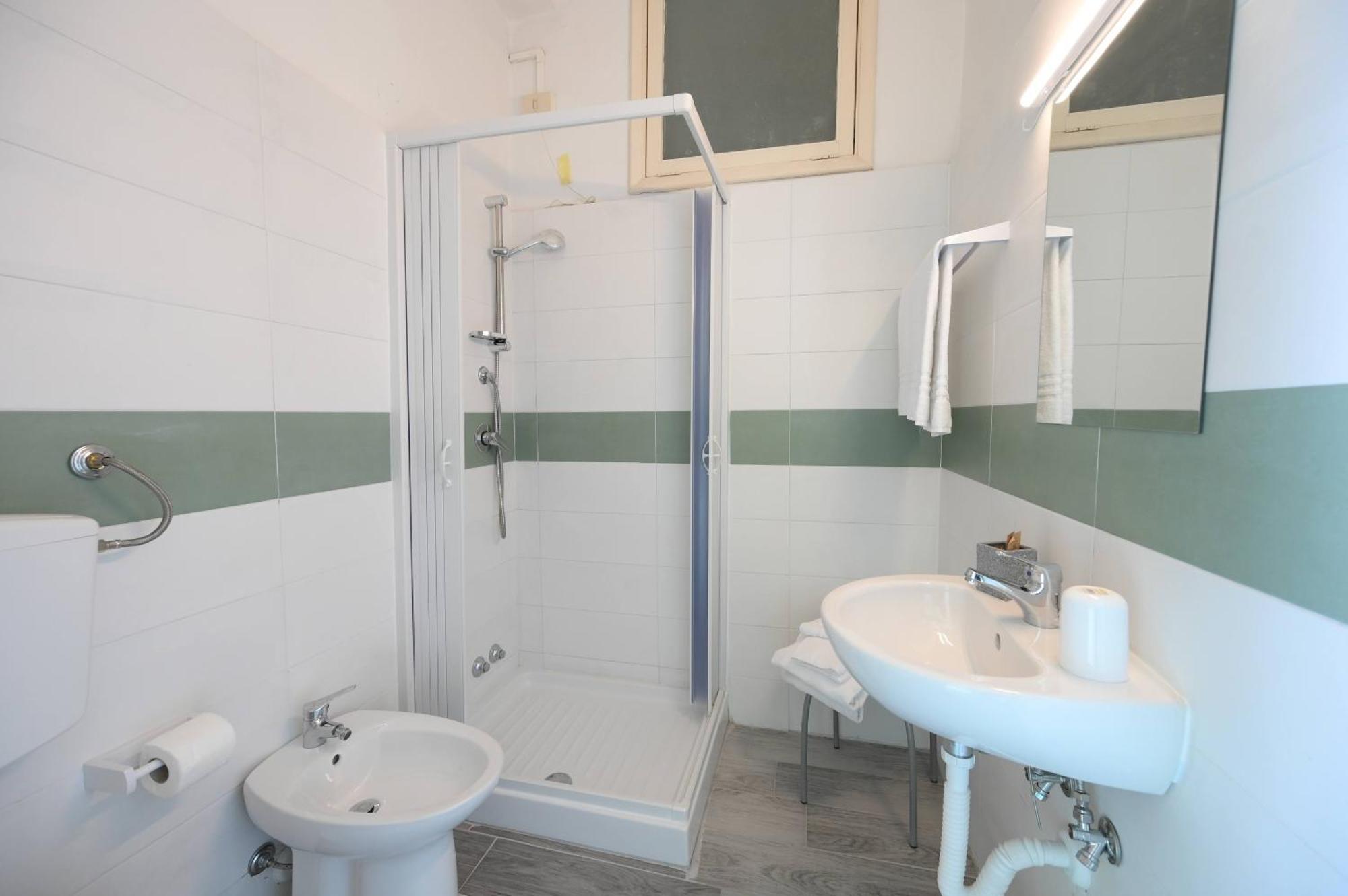 Villa Diana - Beach & Rooms Іскія Екстер'єр фото