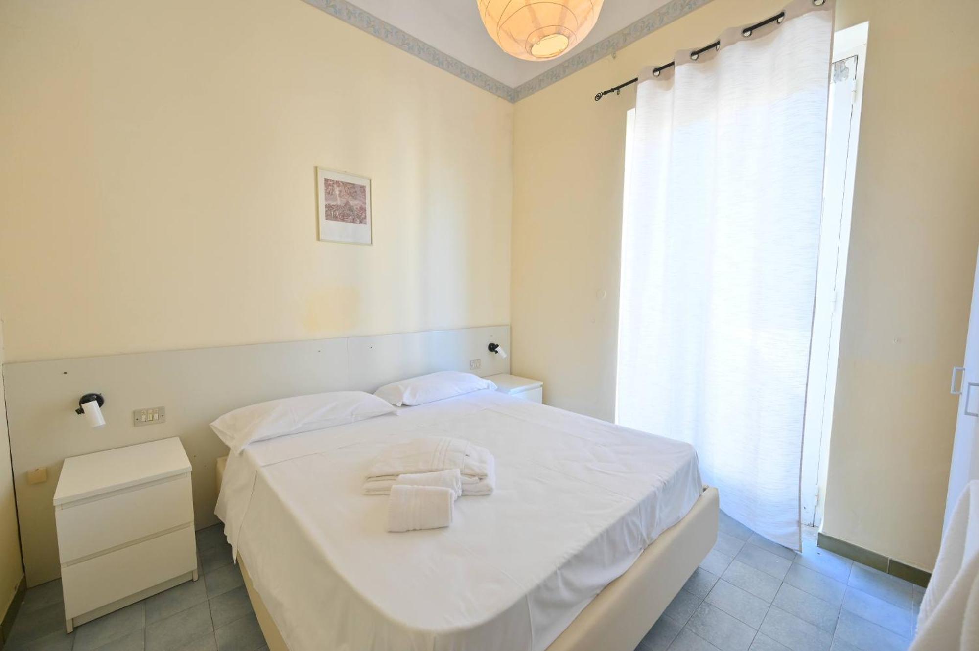 Villa Diana - Beach & Rooms Іскія Екстер'єр фото